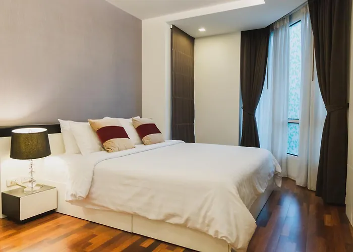 Aparthotel Beverly 33 Serviced By Prompt 3*