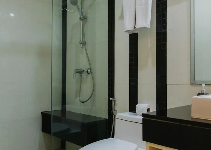 Aparthotel Beverly 33 Serviced By Prompt 3*